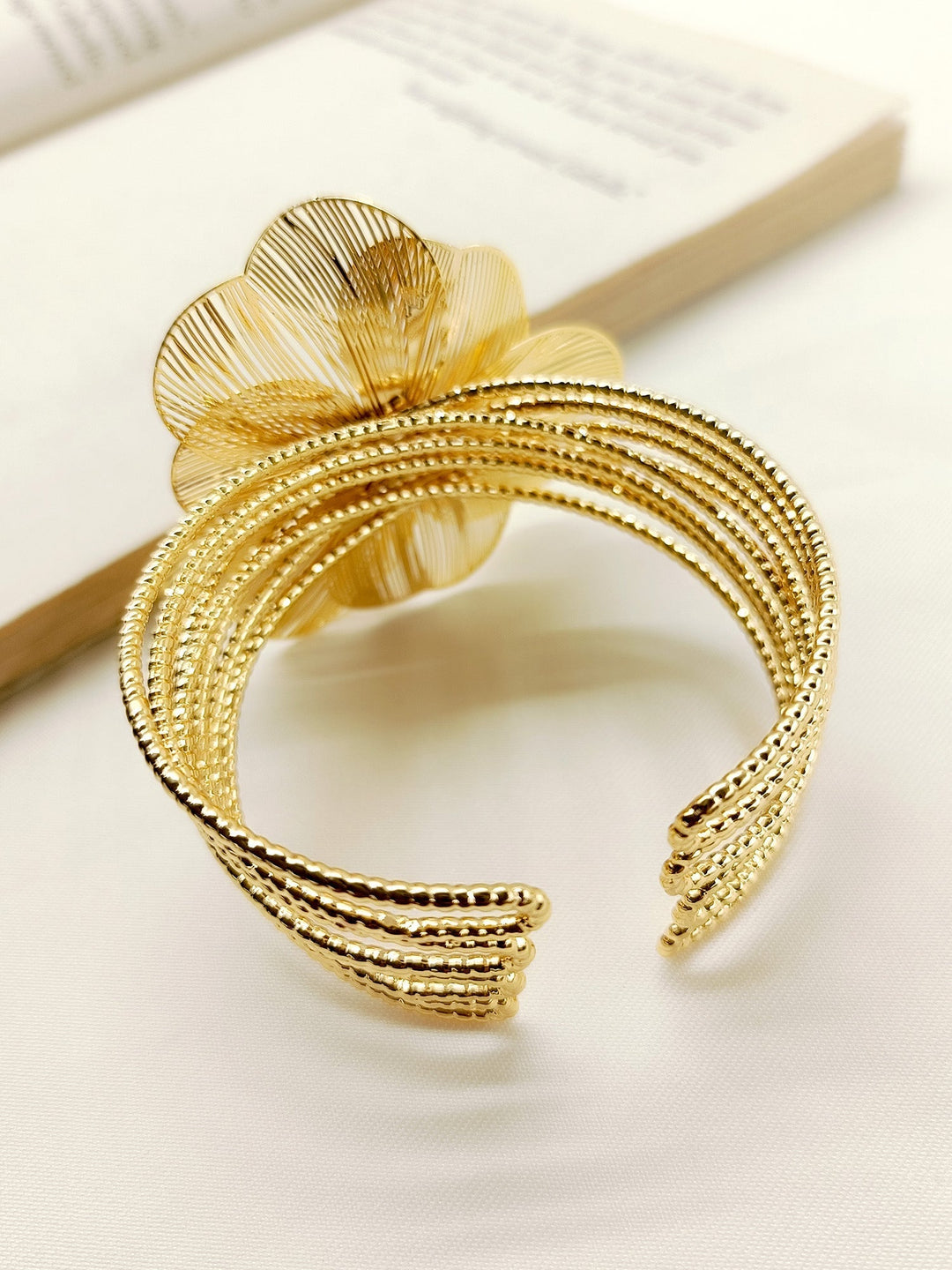 Jani Golden Western Bracelet - qivii