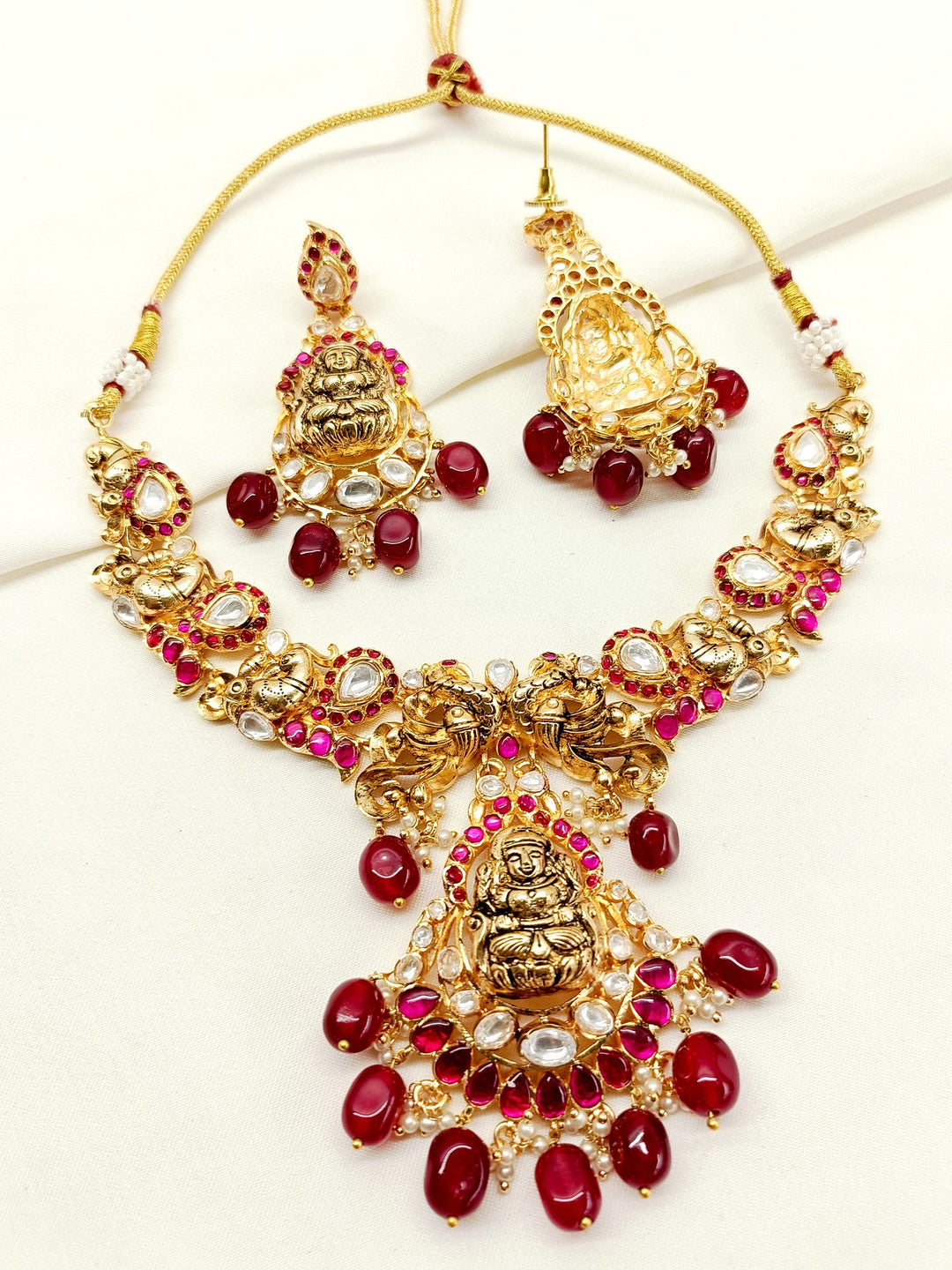 Kaveri Maroon Temple Antique Set - qivii