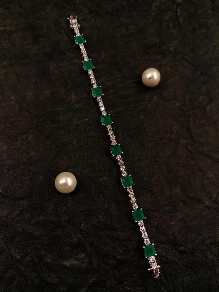Melon Emerald American Diamond Bracelet - qivii