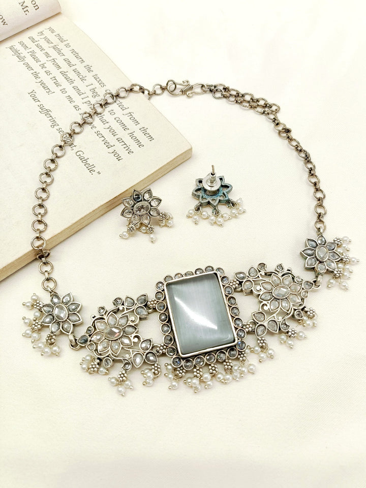 Vibha Grey Oxidized Choker Set - qivii