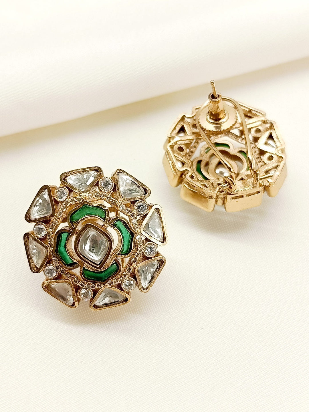  Gold plated brass metal Kundan Tops with secure back clip-on feature