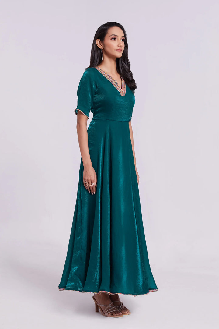 Peacock Blue Pure Organza Gown - qivii