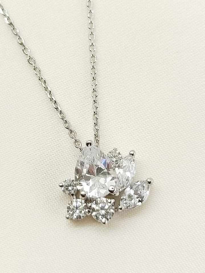 Moni 92.5 Silver Swarovski Stone Pendal - qivii