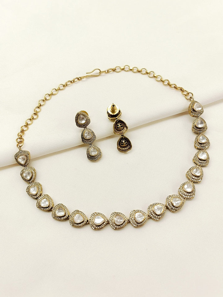 Riyanshi White Victorian Necklace Set - qivii