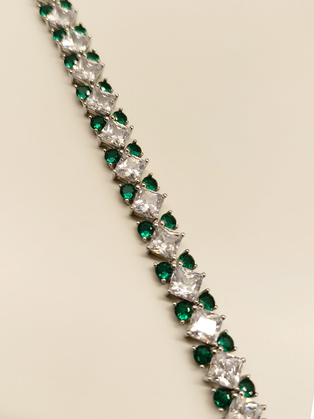 Fluid Emerald American Diamond Bracelet - qivii