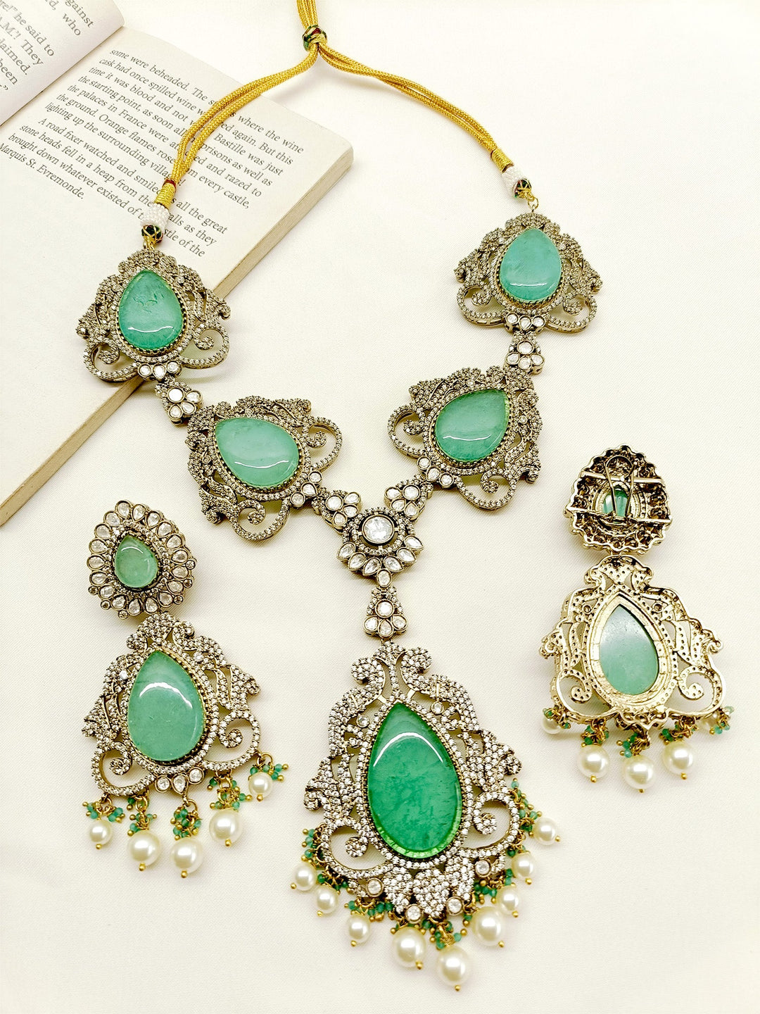 Rutvi Mint Green Victorian Set - qivii