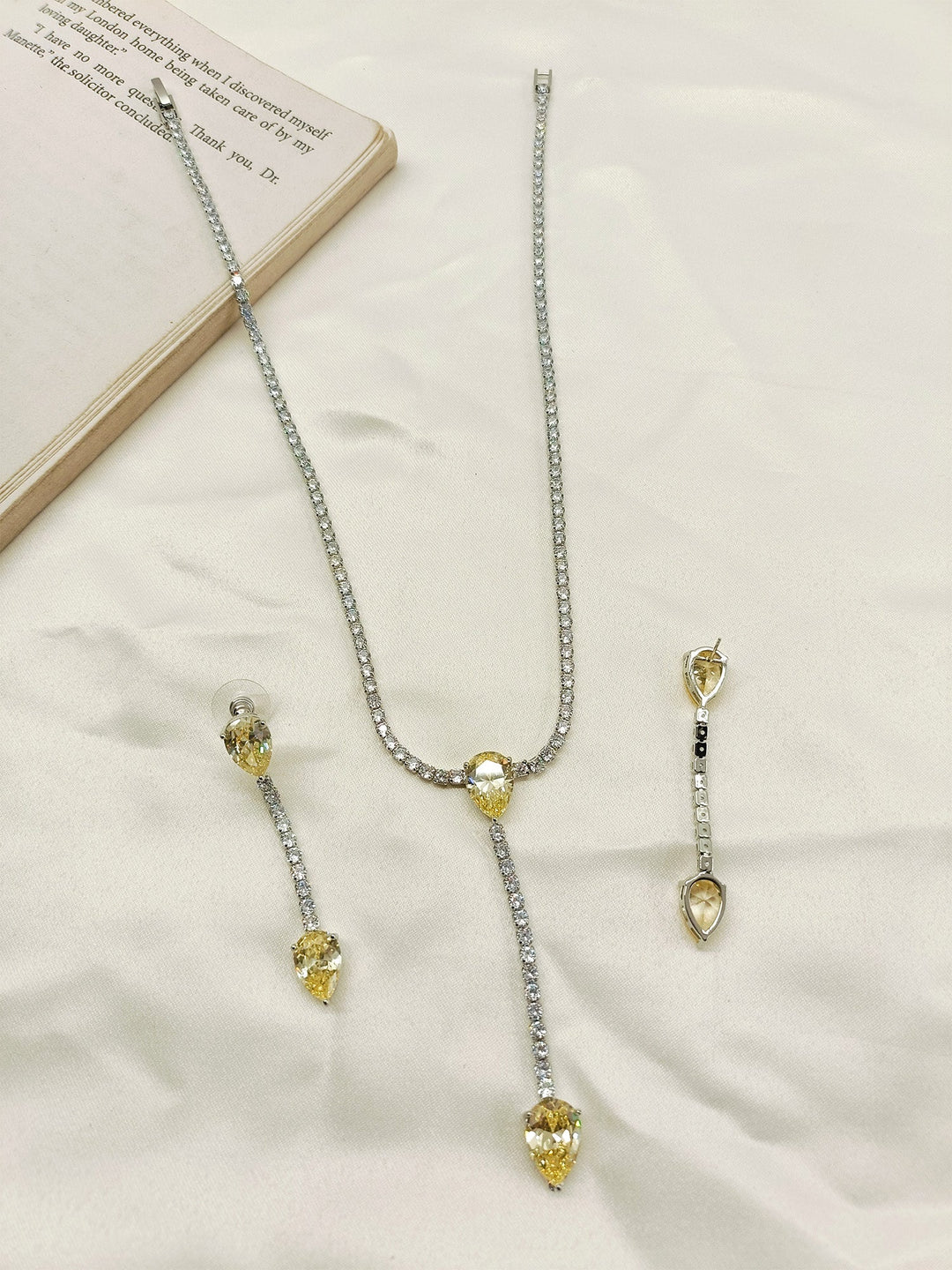 Cureza Yellow American Diamond Necklace Set - qivii
