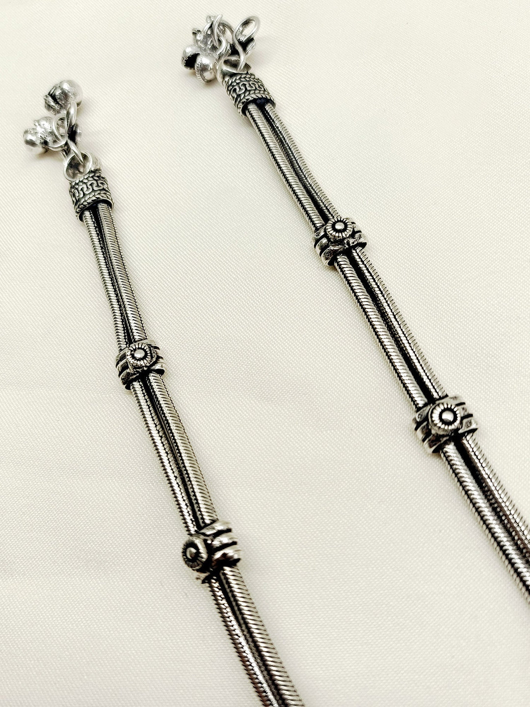 Devisha Double Layerd Oxidized Silver Anklet - qivii