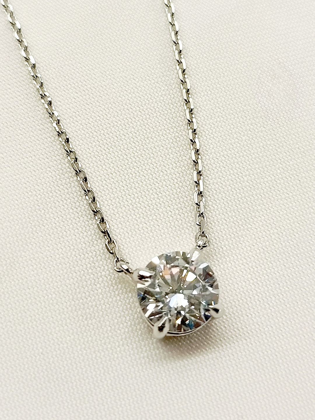 Cordlie 92.5 Silver Swarovski Stone Pendal - qivii