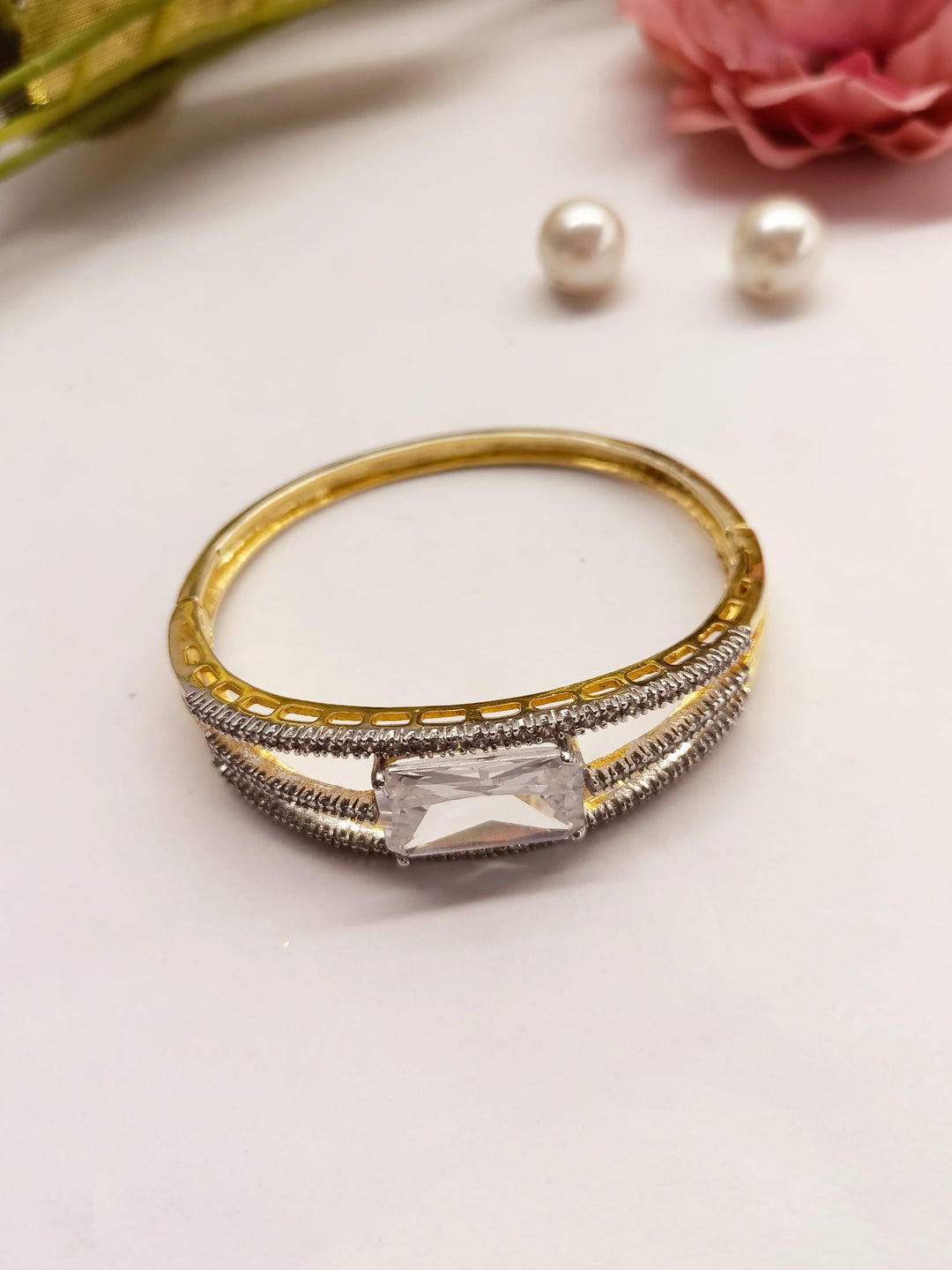 Dhanvi Golden Bracelet With Rectangular Stone - qivii