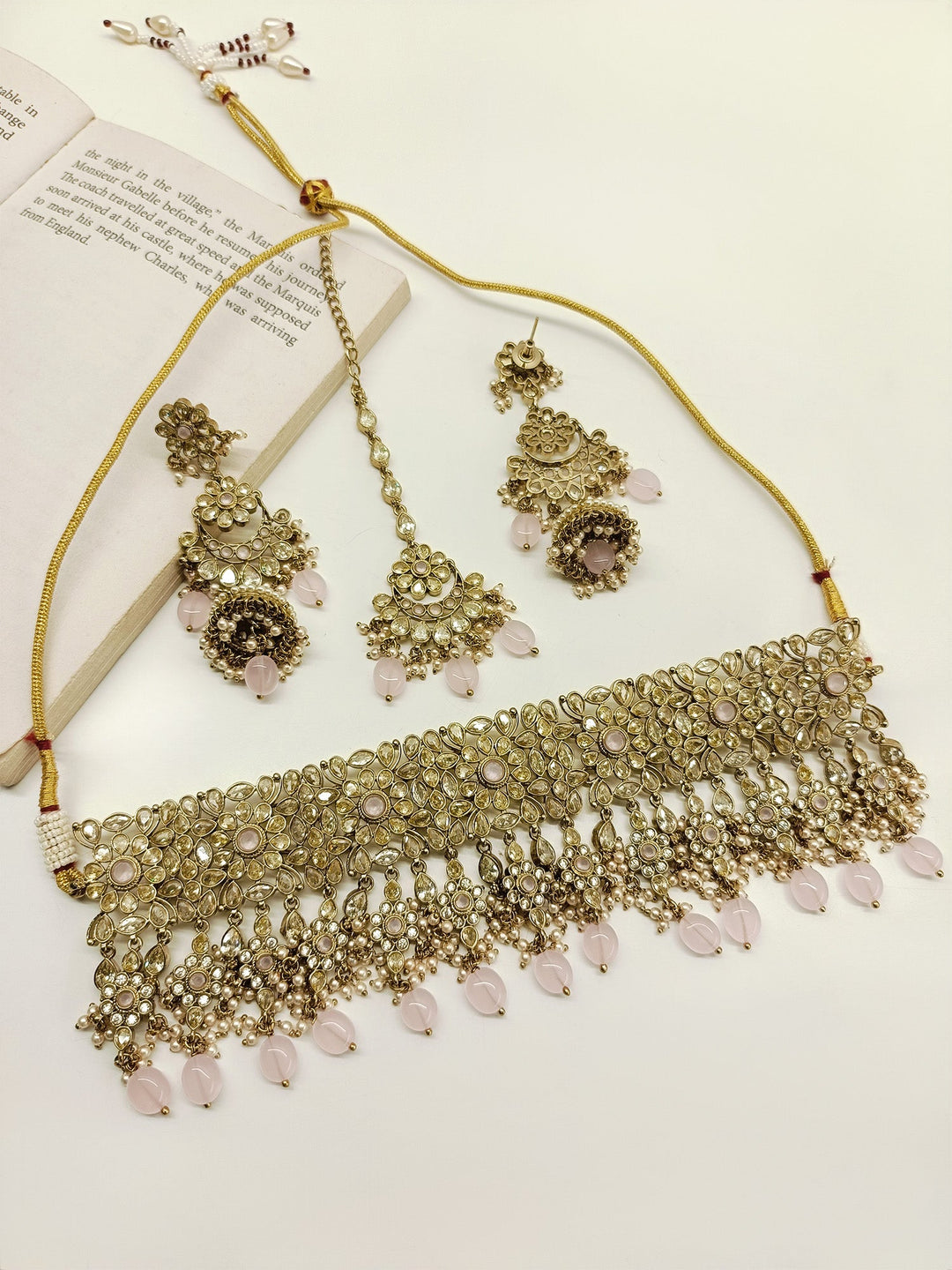 Yashvi Baby Pink Polki Choker Set - qivii