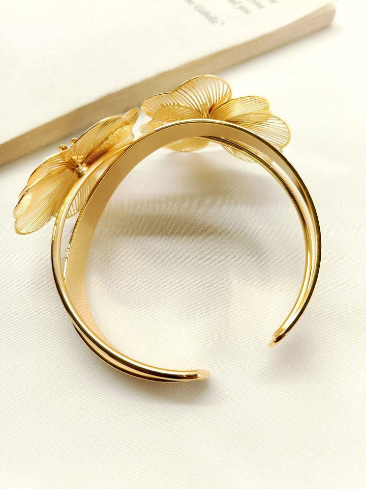 Ijaya Golden Western Bracelet - qivii