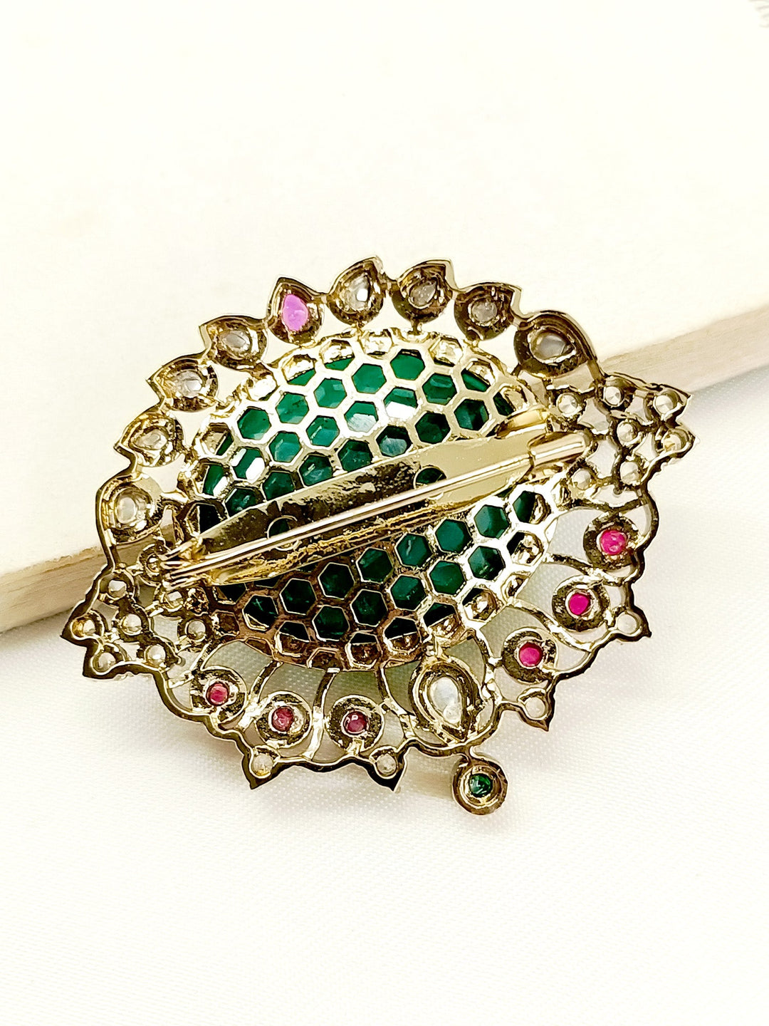 Jagat Green Men's Brooch - qivii