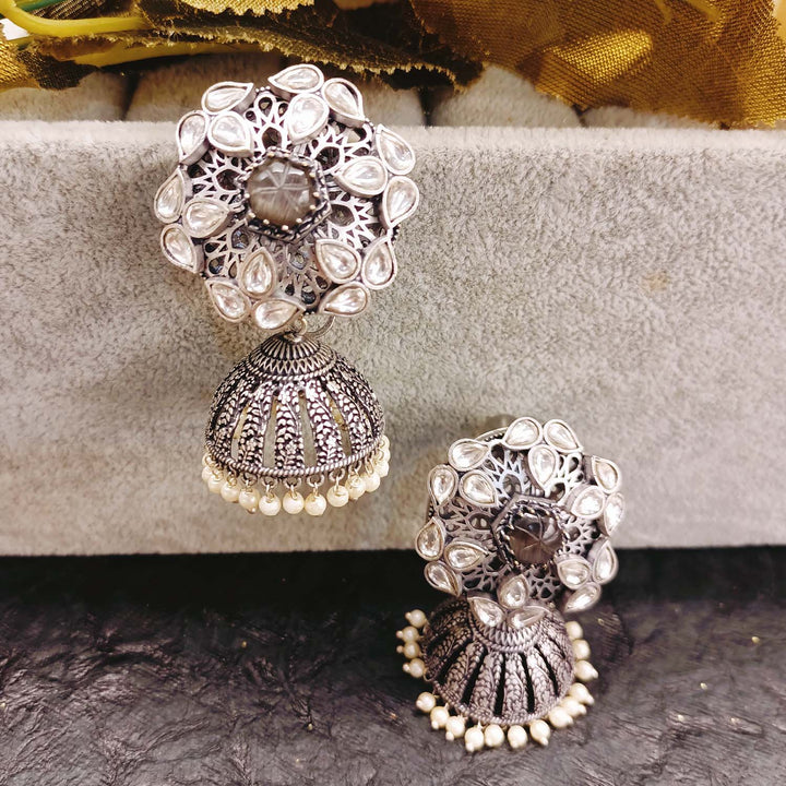 Meenal Charcoal Stone Silver Plated Boutique Jhumki - qivii