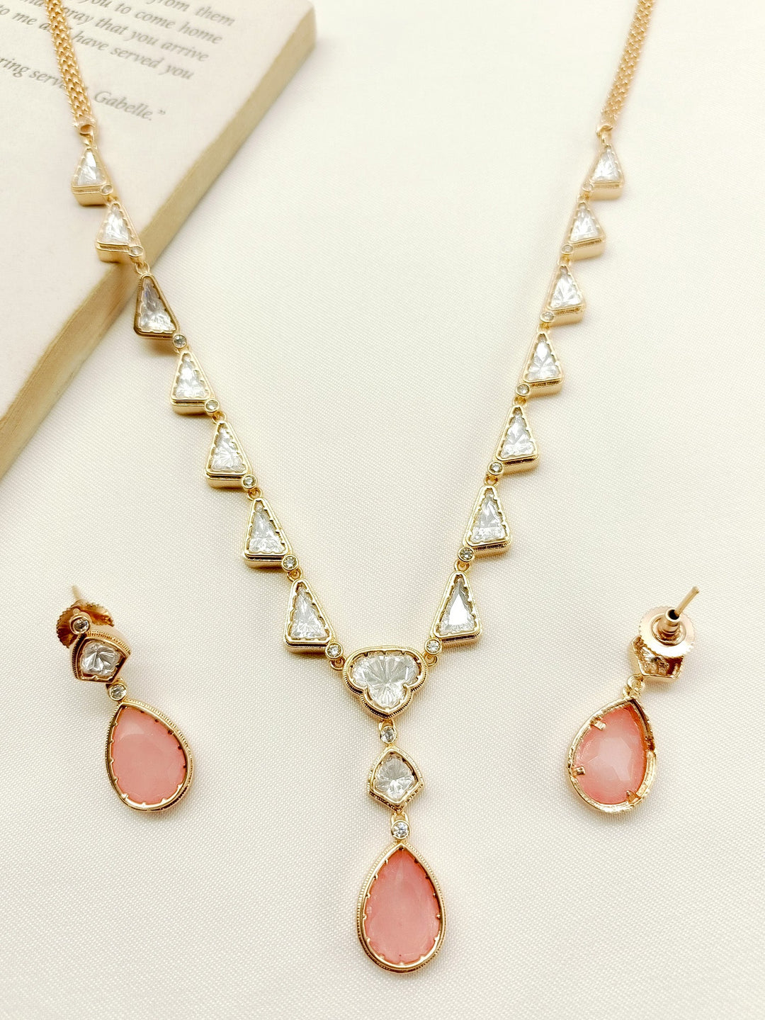 Garla Baby Pink Kundan Necklace Set - qivii