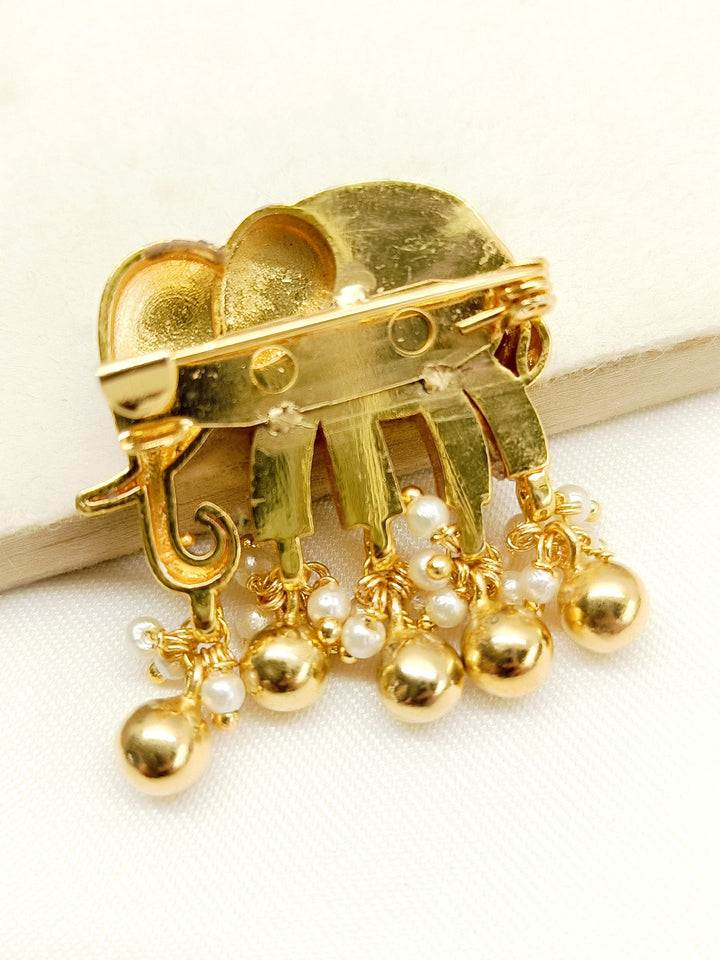 Ditya White Mother Of Pearl Elephant Brooch - qivii
