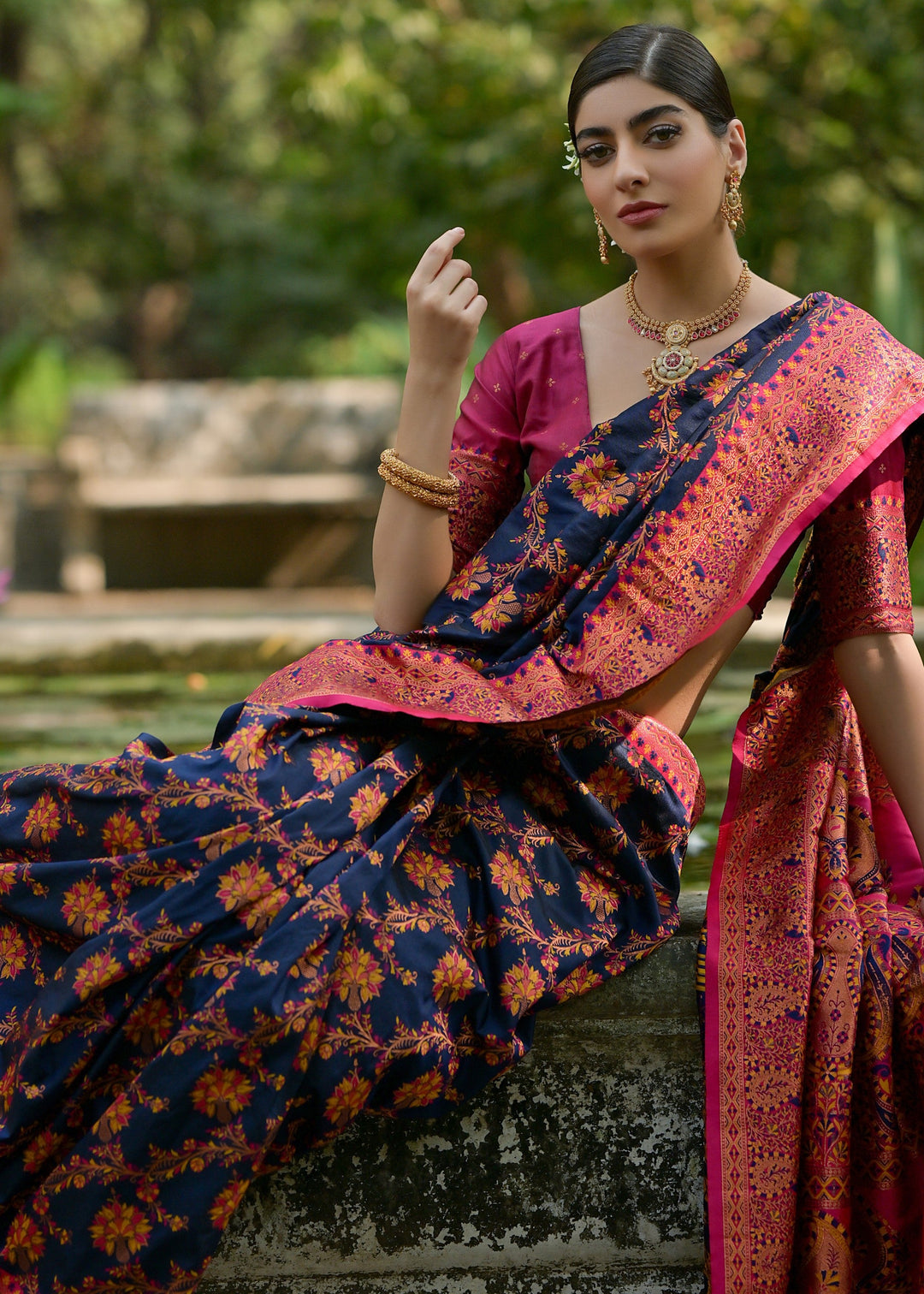 Navy Blue Thread Woven Pashmina Silk Saree With Heavy Thread Woven Pallu - qivii