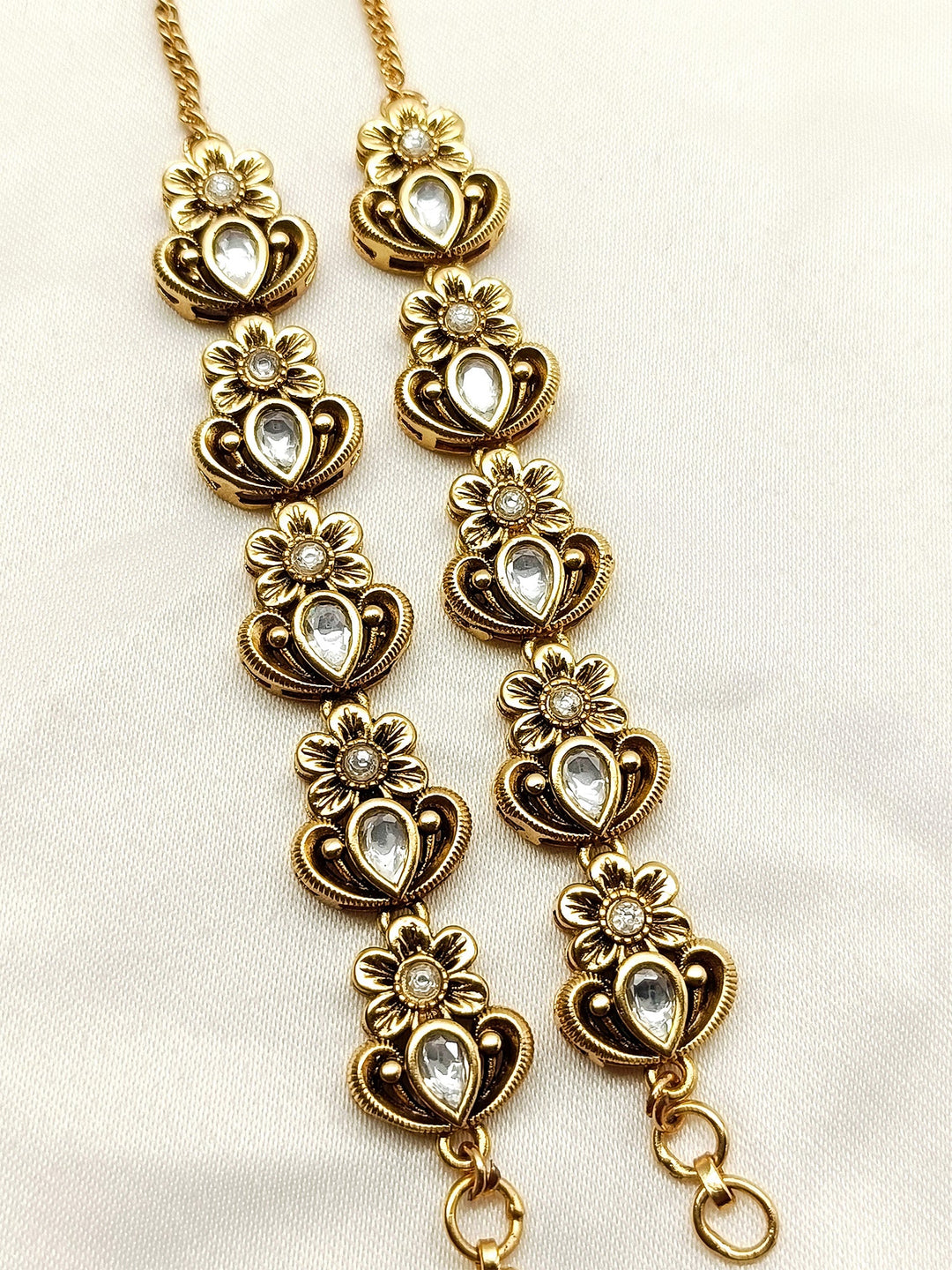 Bhanupriya White Traditional Ear Chain - qivii