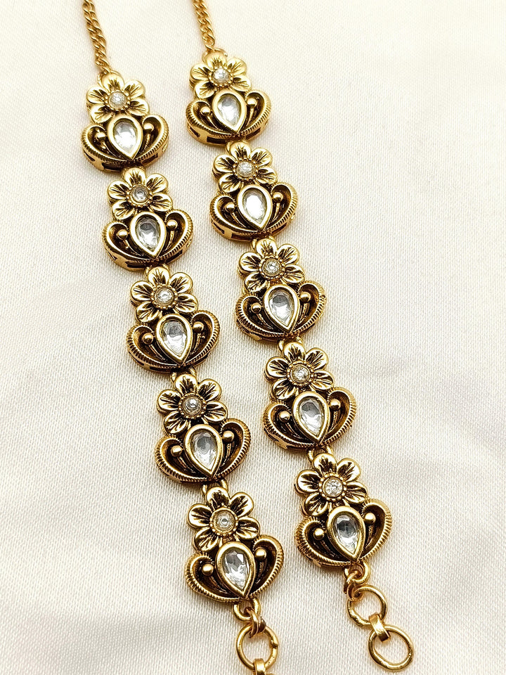 Bhanupriya White Traditional Ear Chain - qivii