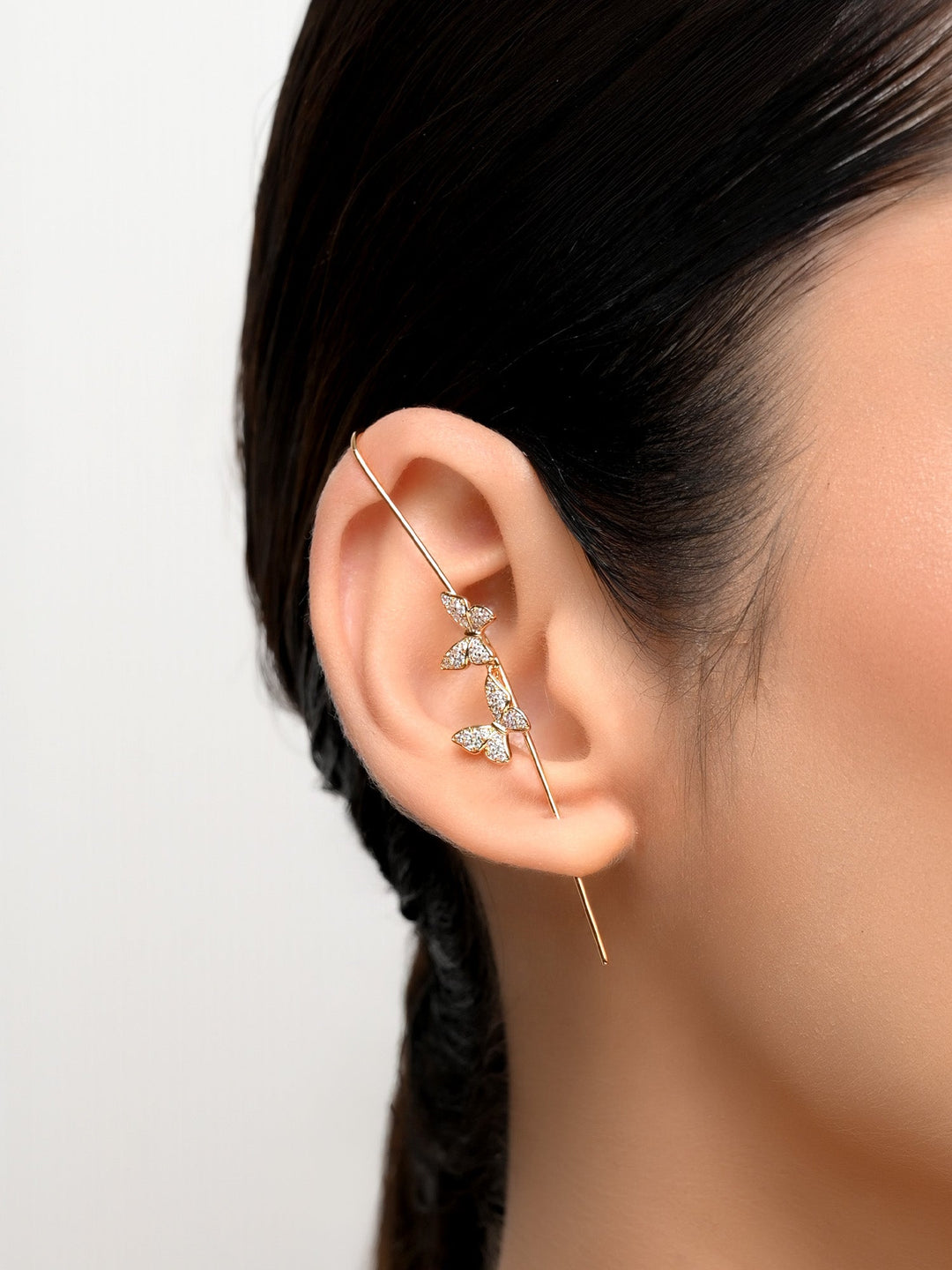 Griva White American Diamond Earcuff - qivii