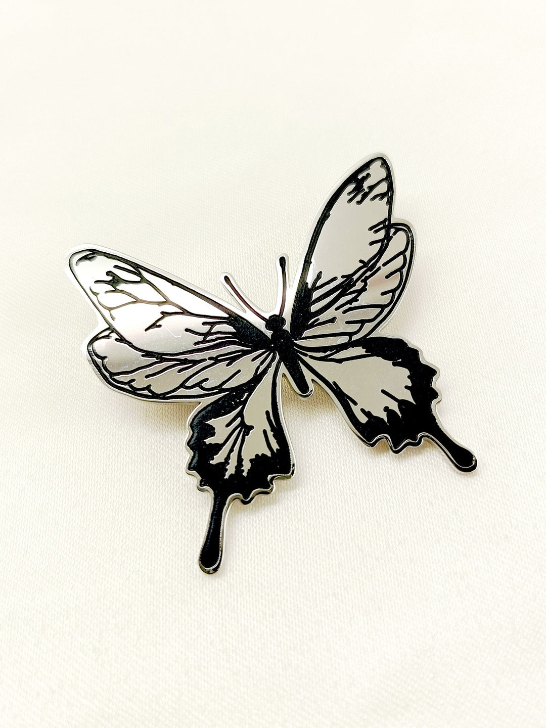 Tabassum Silver Butterfly Men's Brooch - qivii