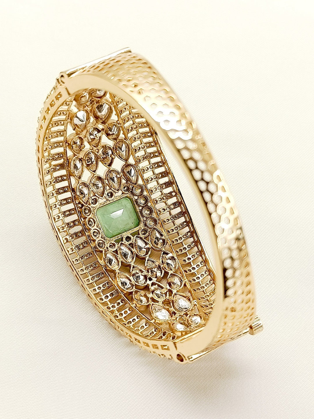 Trapti Mint Green Kundan Bracelet - qivii