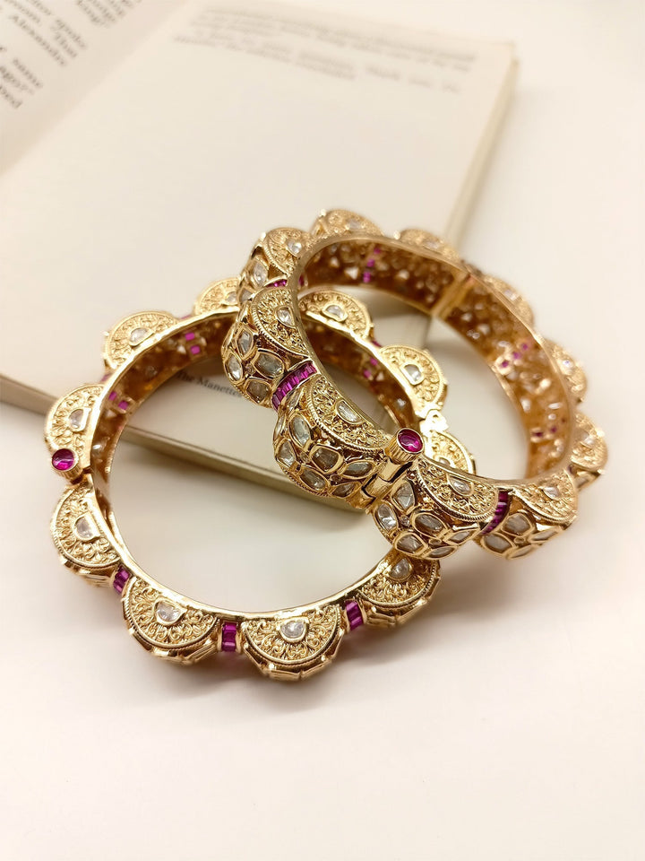 Shravani Majenta Kundan Kada Set Of 2 - qivii