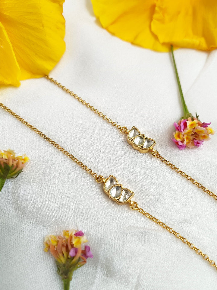 Elira White Lotus Flower Kundan Anklet - qivii