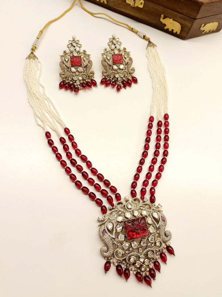  Stunning Kundan Polki Necklace Set made from antique gold plated brass metal and adorned with traditional Indian Kundan Polki and sparkling American diamonds setting