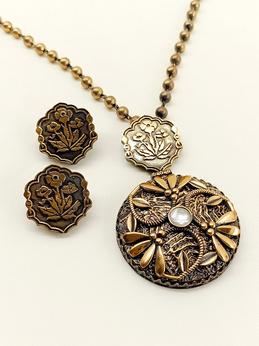Seher Antique Gold Oxidized Pendant Set - qivii