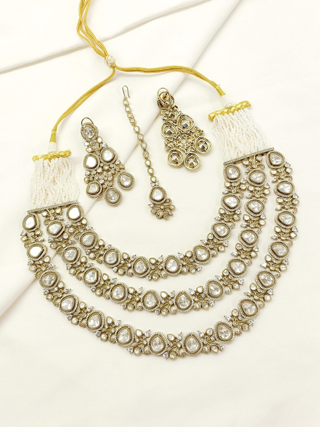 Kaumolika White Victorian Set - qivii