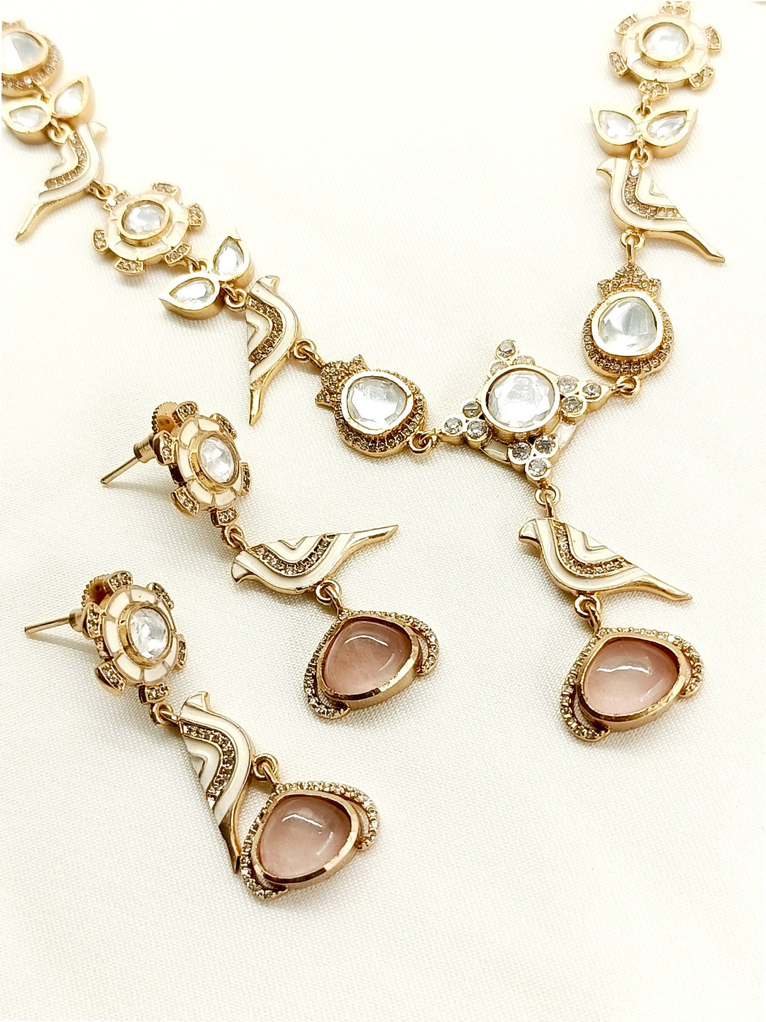 Anushri White Kundan Set - qivii