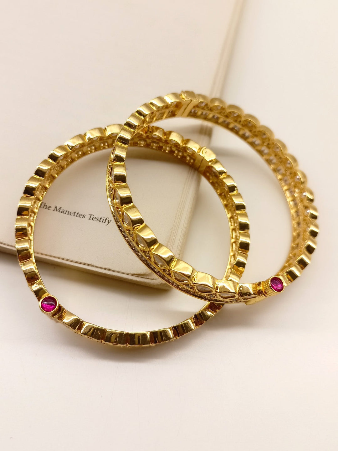 Bani White Kundan Bangle Pair - qivii