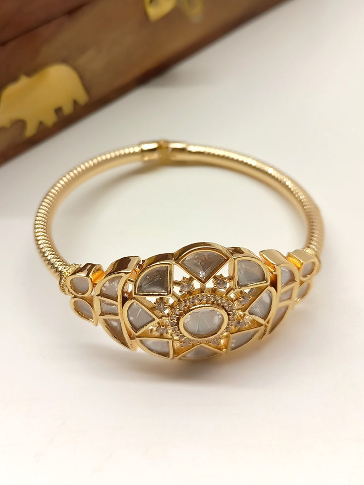 Allegra White Kundan Bracelet - qivii
