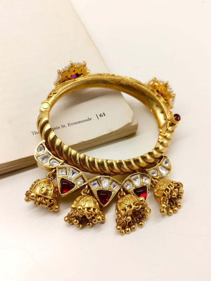 Roja Maroon Kundan Kada - qivii