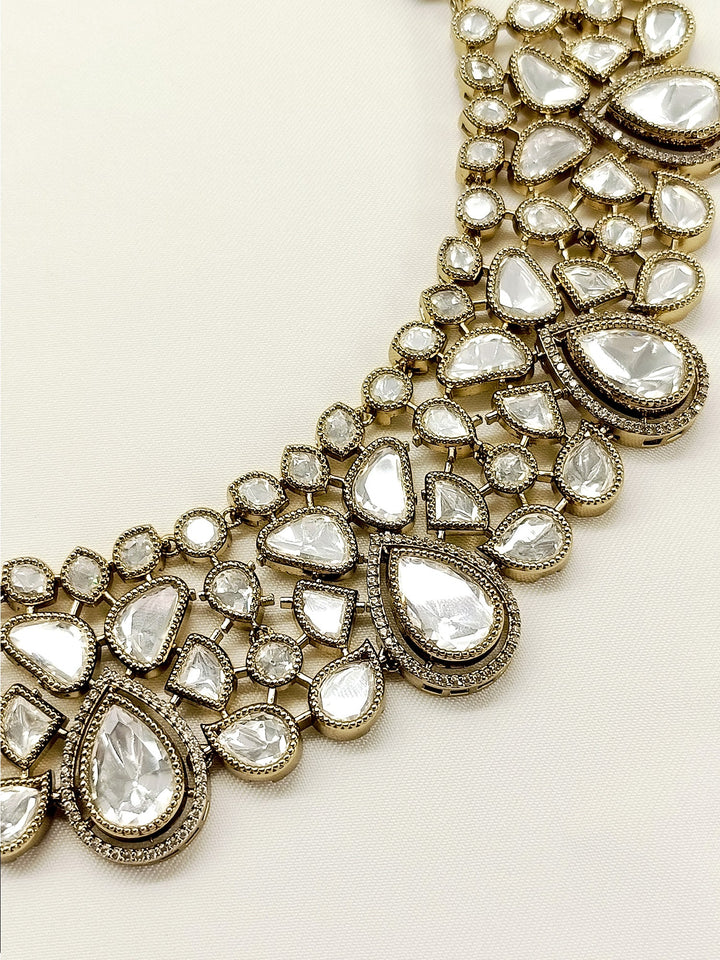 Gurpreet White Victorian Set - qivii