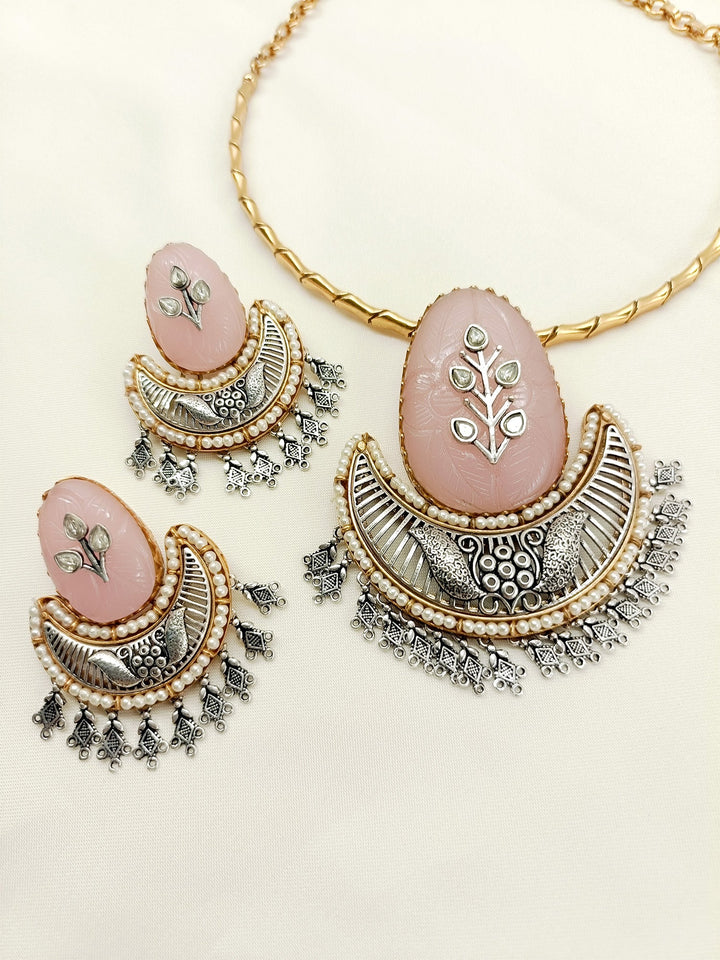 Bhavini Baby Pink Boutique Hasli Styled Necklace Set - qivii