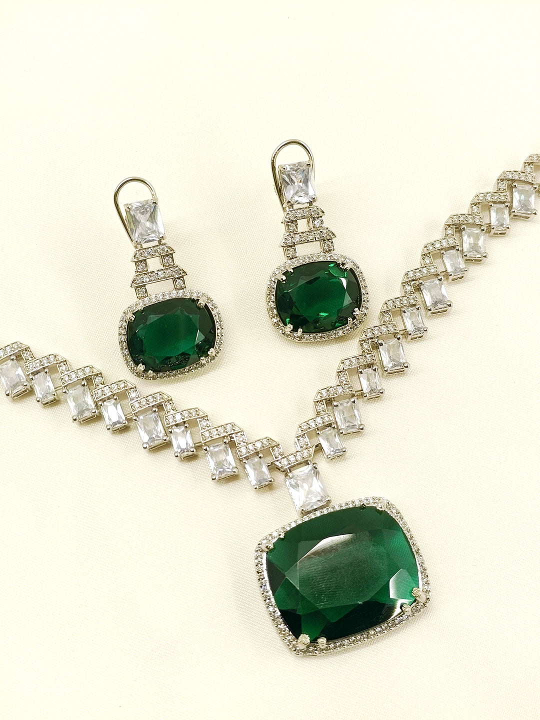 Smeila Green American Diamond Necklace Set - qivii