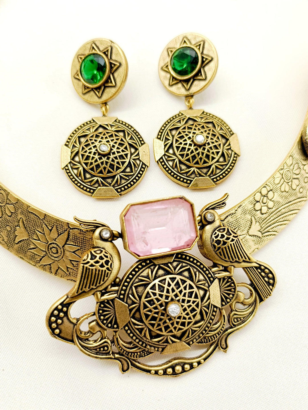 Ananya P & G Hasli Style Antique Necklace Set - qivii