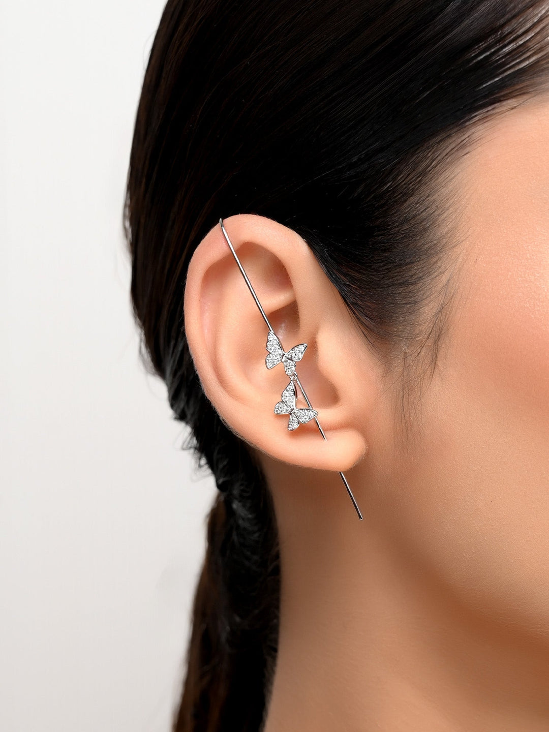 Silver plated brass metal earcuff with stunning American diamond detailing