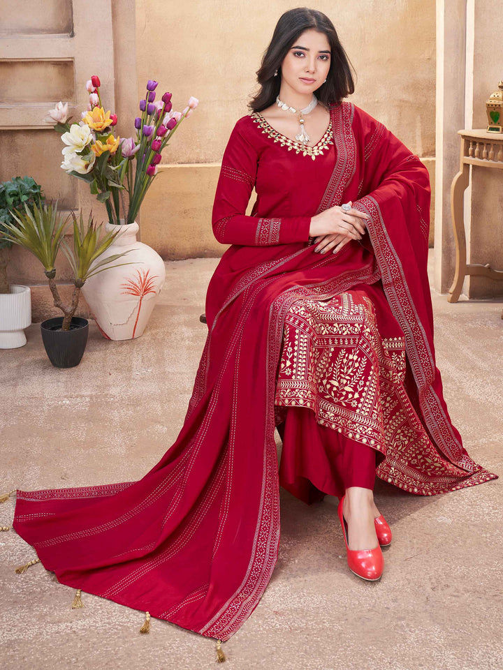 Fully stitched outfit crafted from high-quality Roman silk