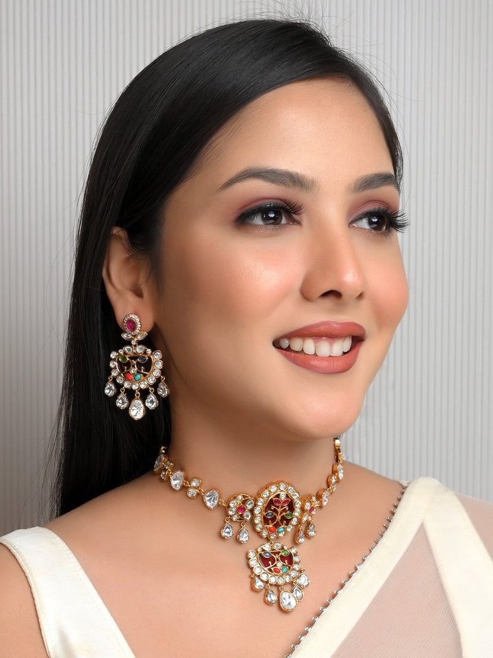 Handcrafted multi-colour choker set with vibrant and intricate designs