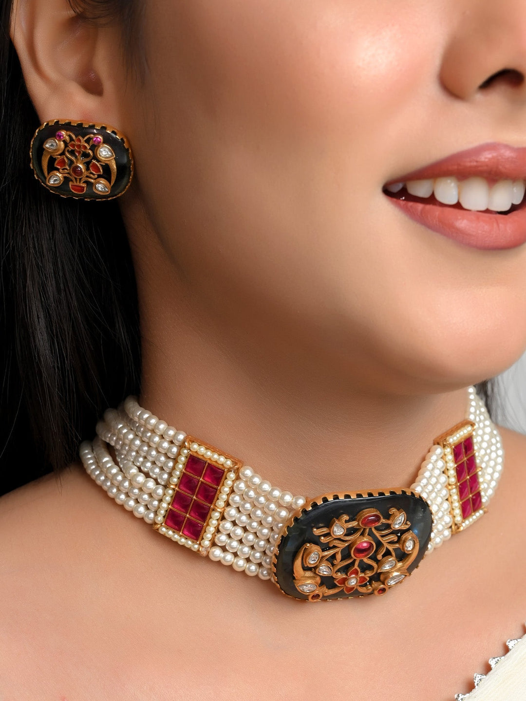  Exquisite boutique choker set with unique colour palette 