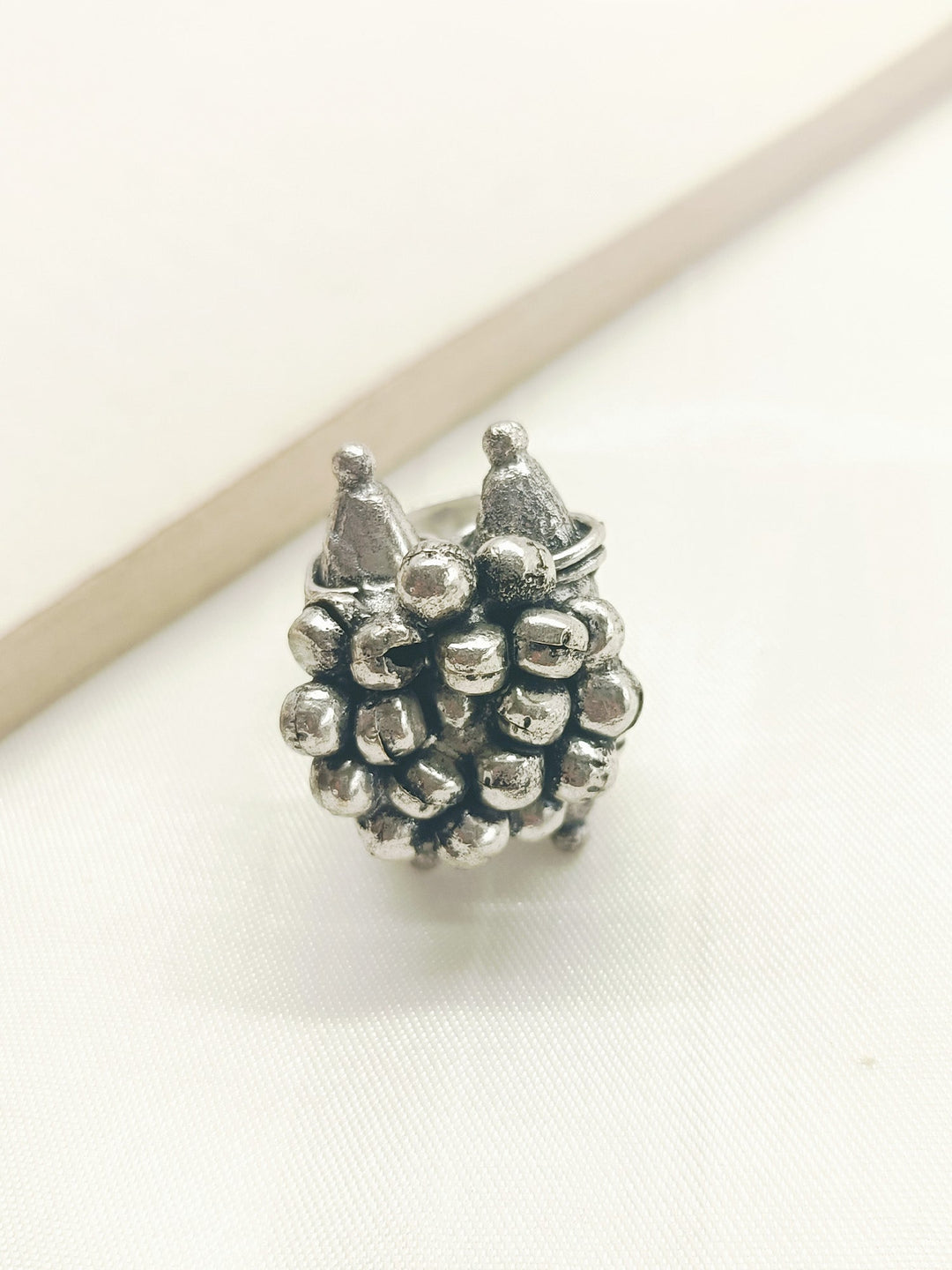 Aliya Plain Oxidized Finger Ring - qivii