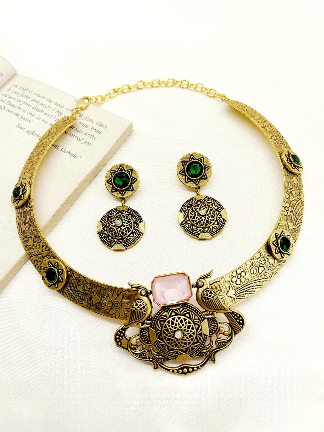 Ananya P & G Hasli Style Antique Necklace Set - qivii