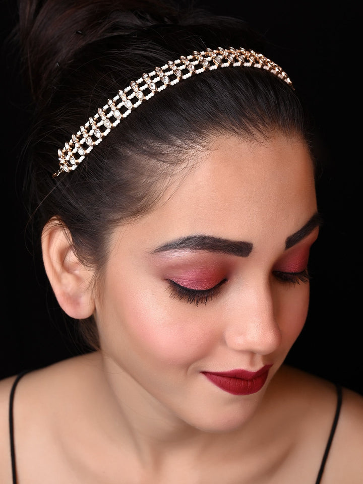 Zayna Pearl White Kundan Sheeshphool - qivii