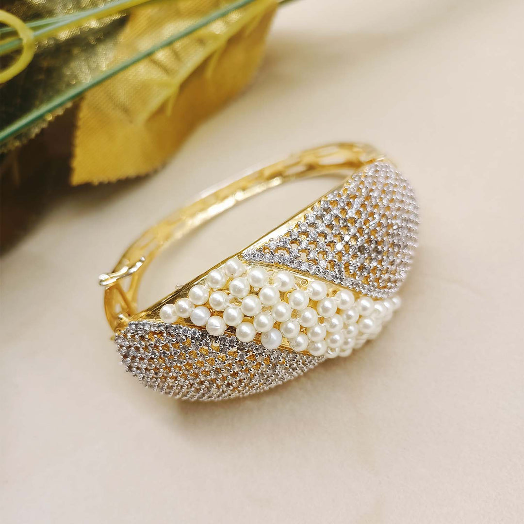 Vina Off White Beads Gold Plated American Daimond Bracelet - qivii