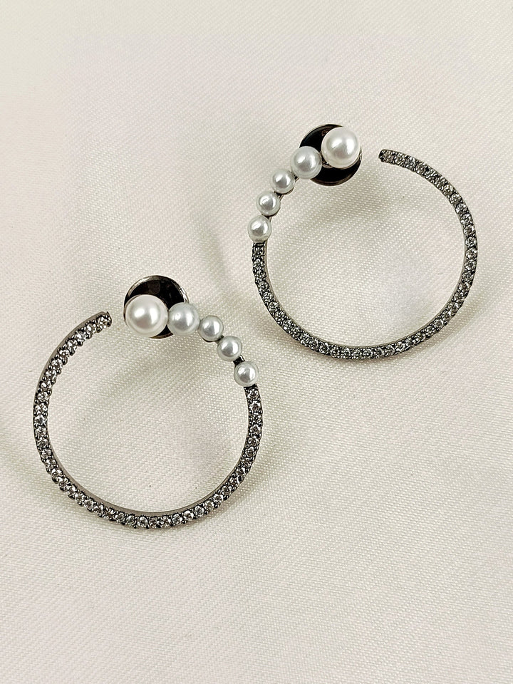 Stunning earrings to elevate your look and add a touch of elegance