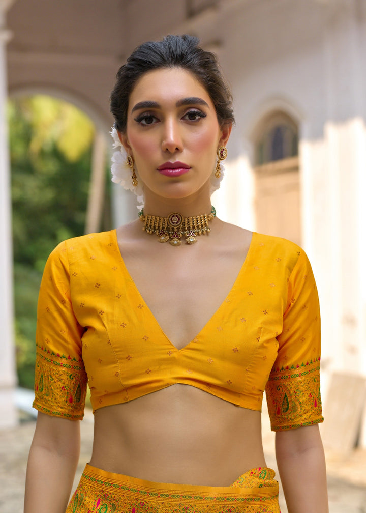 Yellow Thread Woven Jal & Flower Silk Saree With Thread Woven Pallu - qivii