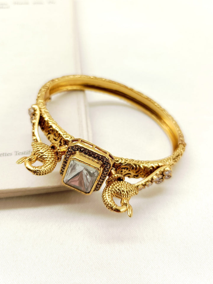 Kania White Kundan Kada - qivii